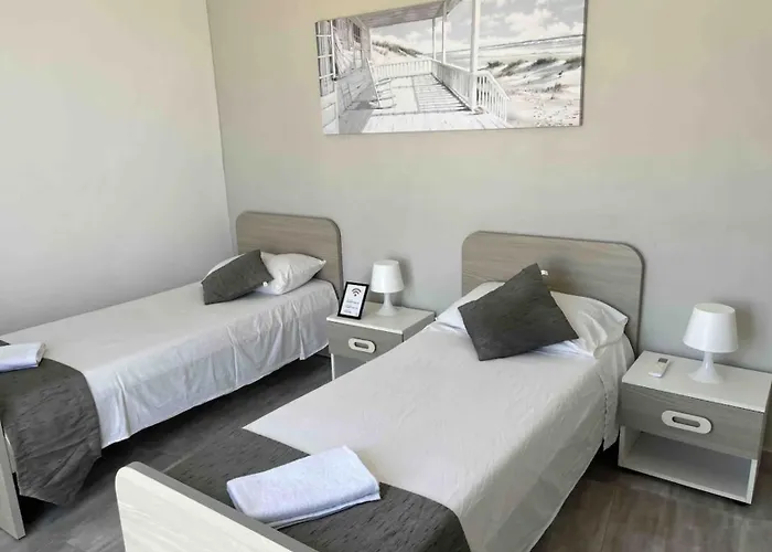 F12 Modern And Bright In Malta *