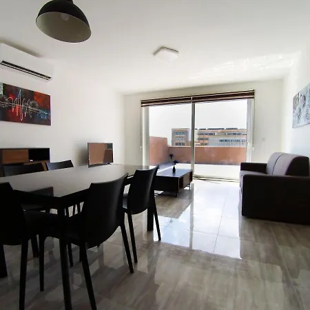 Appartement F12 Modern And Bright In Malta Msida