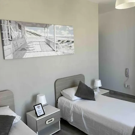 F12 Modern And Bright In Malta Apartment *